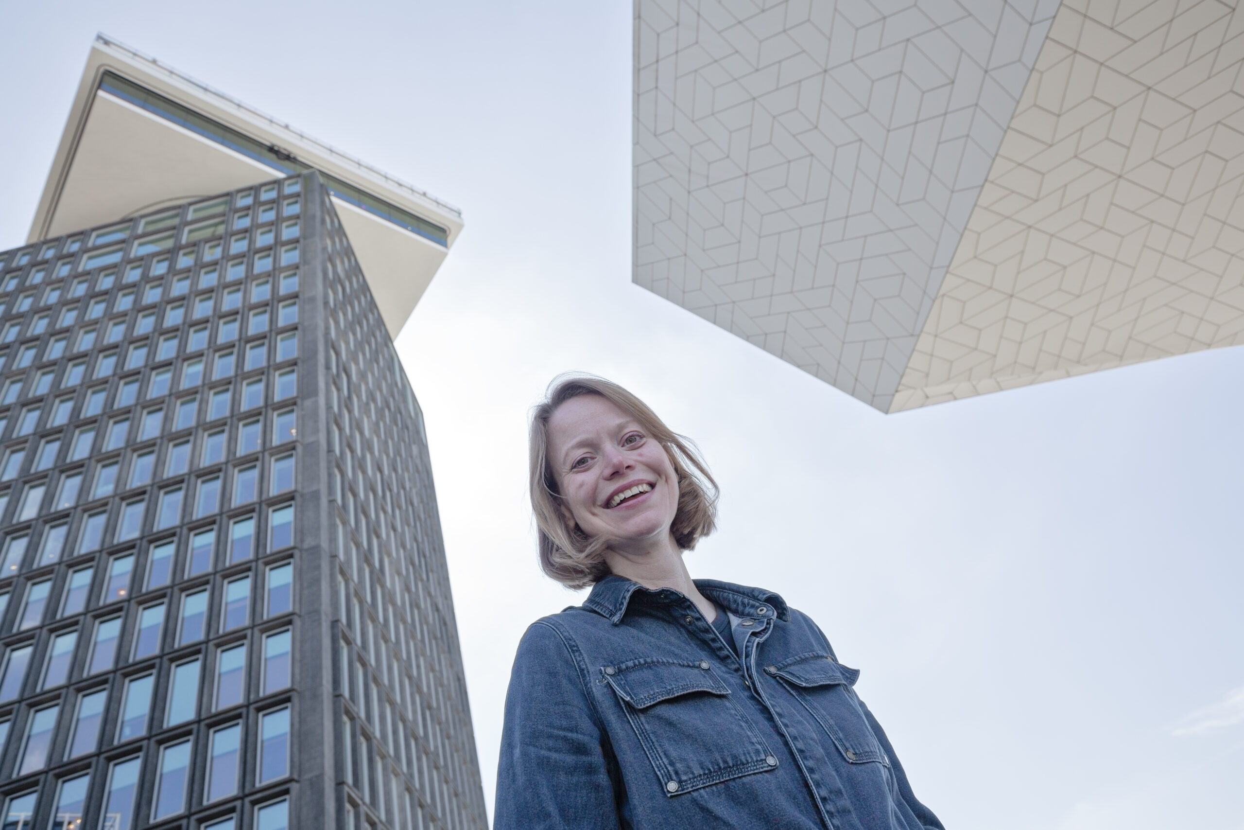 Nicolet Luisman Nicolet Luisman, MS-patiënt, Amsterdam, gebouwen